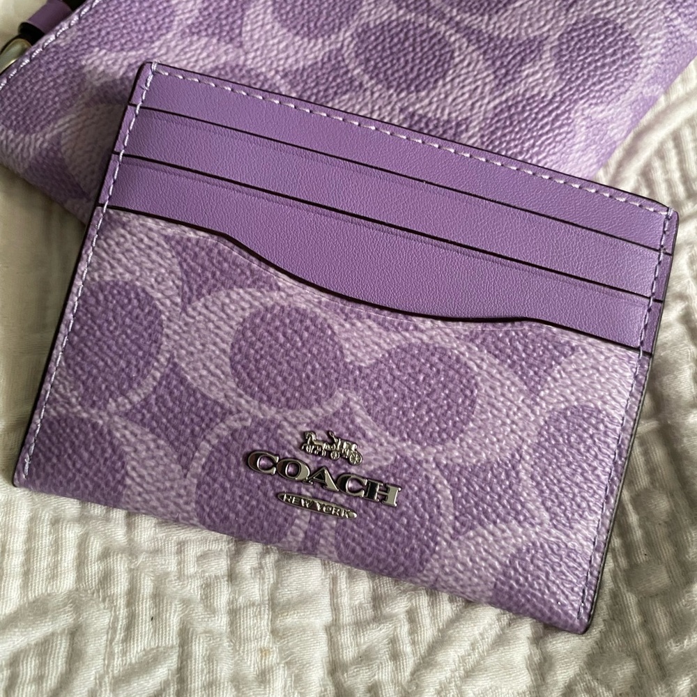 NWOT Coach Wristlet Wallet & Card Case Signature Canvas Silver/Iris Purple Zip - Picture 6 of 8
